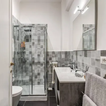 Nina's With Terrace Monteverde Διαμέρισμα *